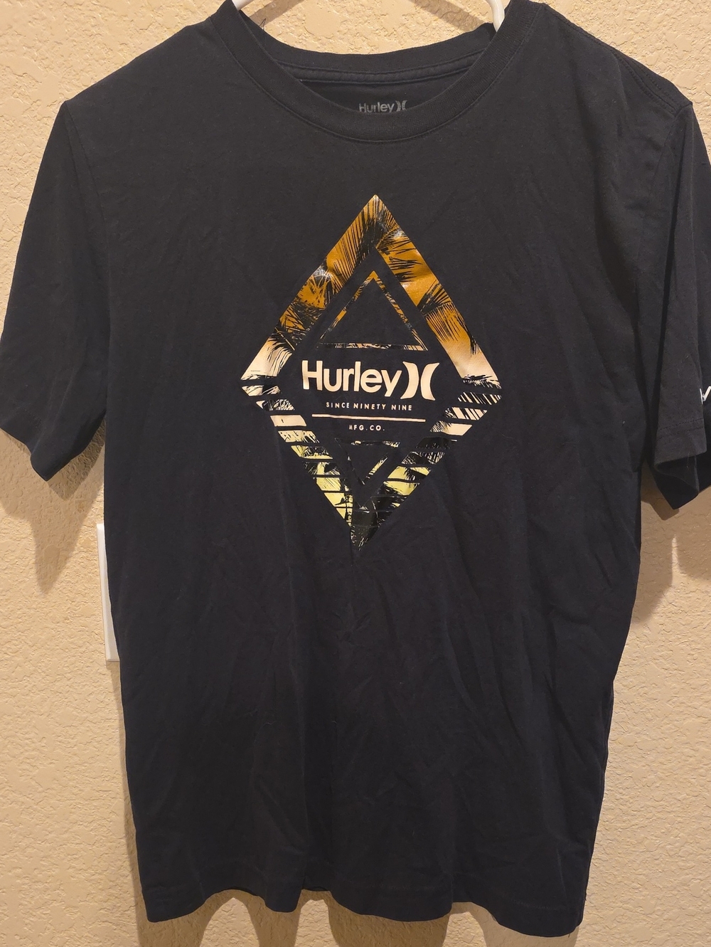 Hurley Black Tee with Sunset Palm Diamond Graphic